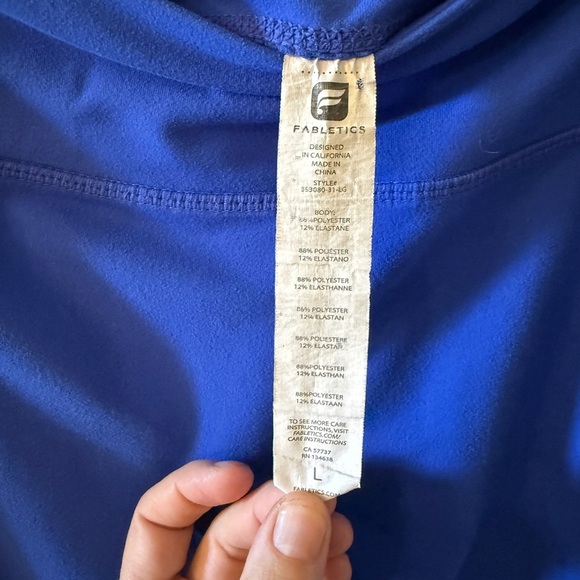 Athleta and Fabletics Blue ombré Activewear Top and leggings set - Picture 5 of 7